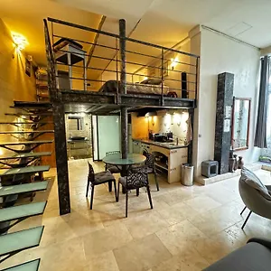 Veda - Loft In The Heart Of - Louvre Parijs