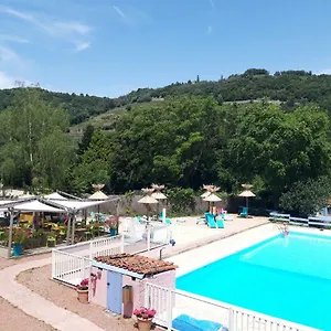 https://camping-le-manoir.hotels-rhonealpes.com