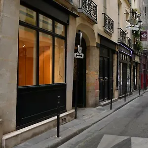 Apartment My Story Up, Paris